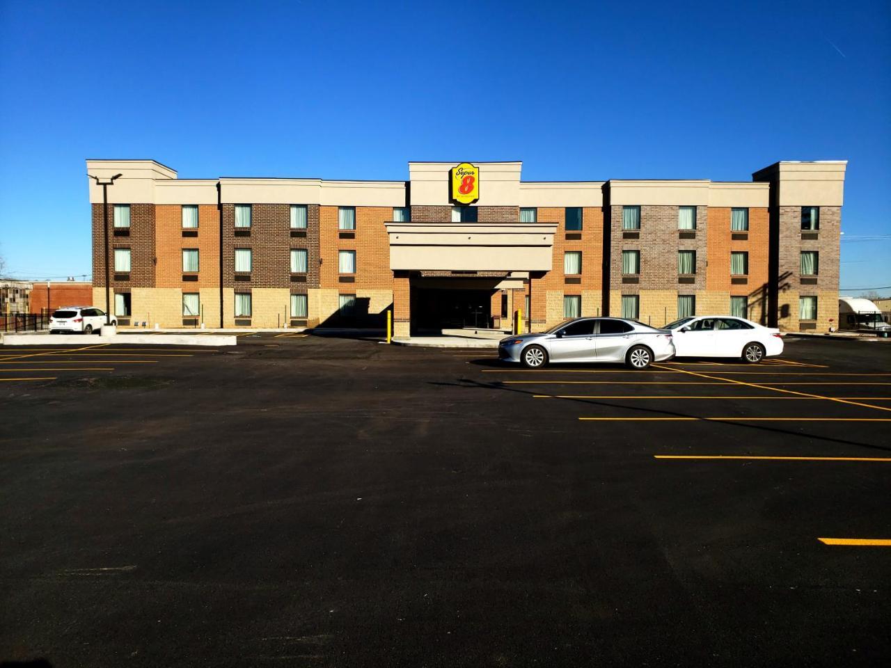 Hotel Super 8 By Wyndham St. Louis North Zewnętrze zdjęcie