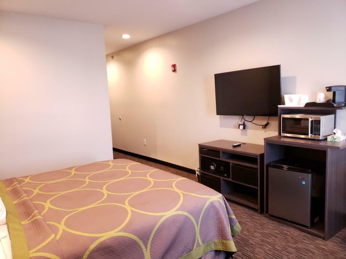 Hotel Super 8 By Wyndham St. Louis North Zewnętrze zdjęcie