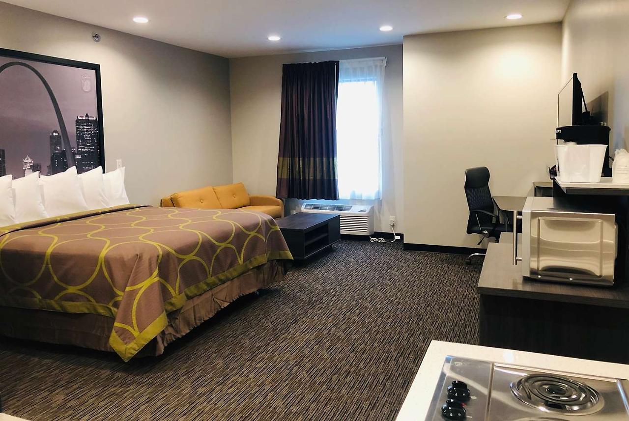 Hotel Super 8 By Wyndham St. Louis North Zewnętrze zdjęcie